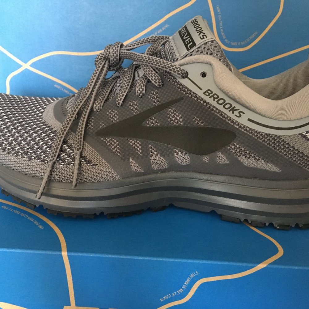 NWT Brooks Neutral Running Shoe Mens 8 Grey Revel - Picture 4 of 6